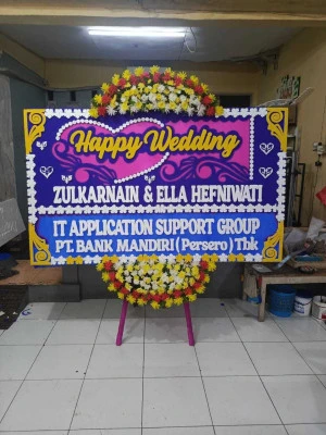 Papan Bunga di Siremeng Pulosari